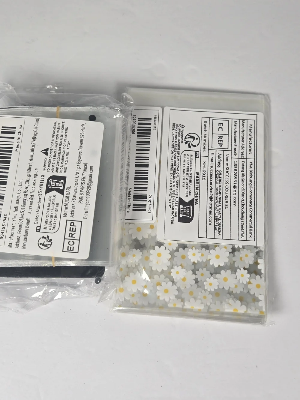 Black Jewelry Display Cards and Clear Packaging Bags Lot Daisy Print bags New